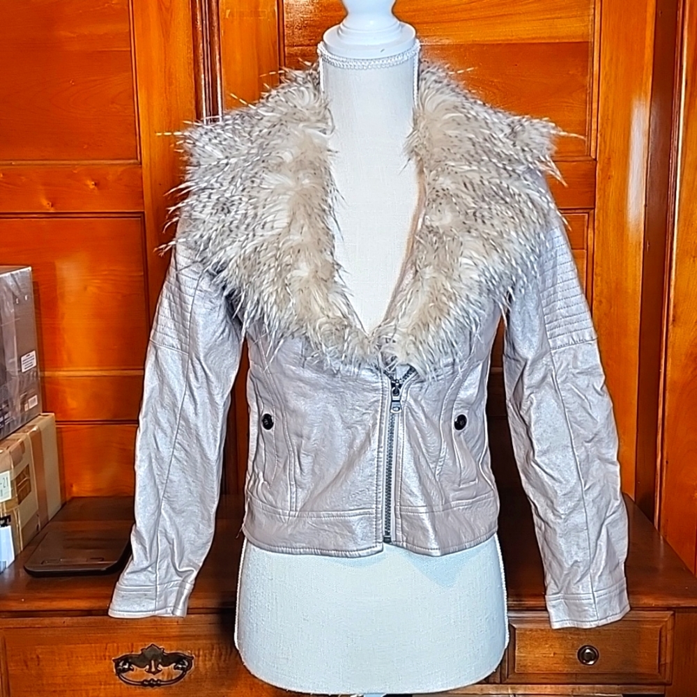 Jessica Simpson vegan leather metallic taupe faux fur collar jacket